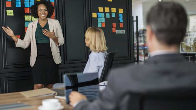 HR-recruitment-marketing HR and Marketing = Recruitment Marketing